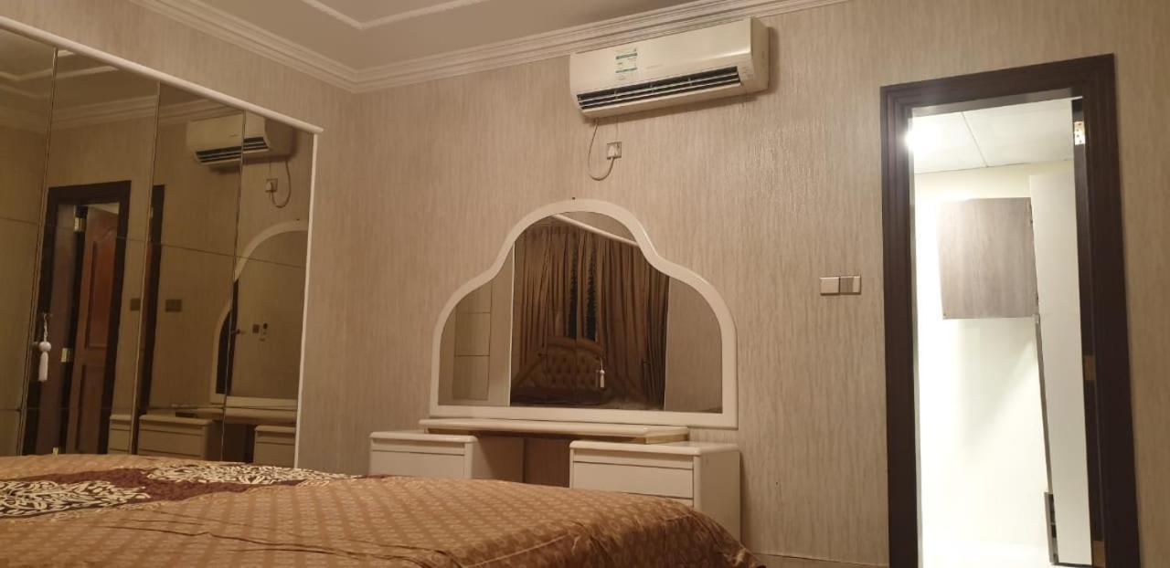 Al Wahda Private Couples Aparthotel *